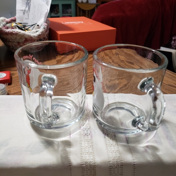 Two Vintage 1955 Disney's Mickey Mouse Club Clear Glass coffee or juice cups - Picture 5 of 10